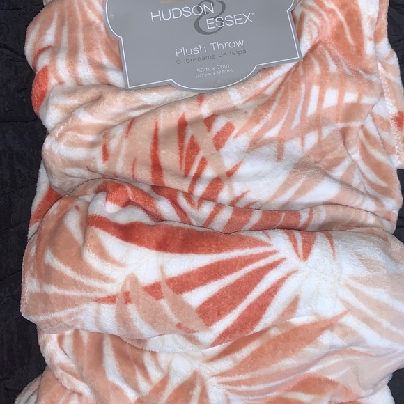 Tropical Oversized Blanket Soft & Cozy Fern Throw Plush Velvet Fleece 50x70 New - Picture 13 of 14